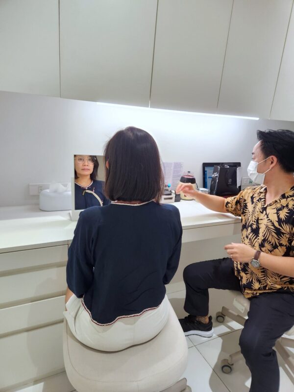 Frame-check-case122-occura-testimonial-office-lens-nikon-homeoffice-jillstuart